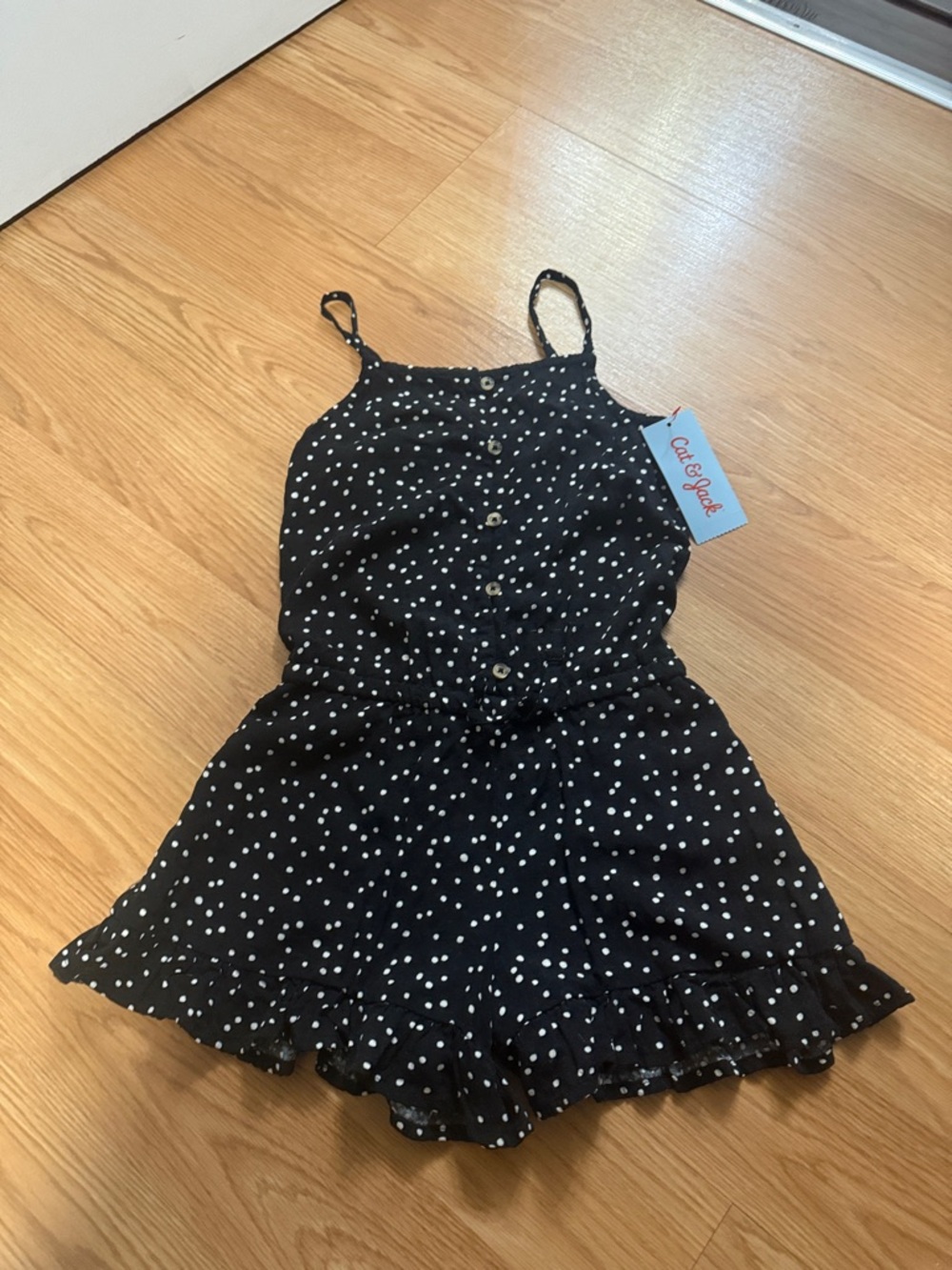 Girls CAT & JACK Polka Dotted Romper! Size S (4/5)Super Cute:)~…250